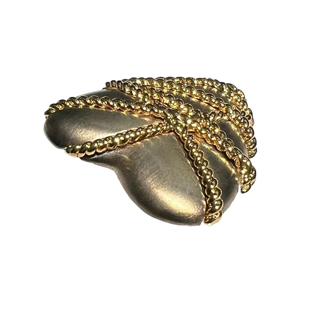 VINTAGE HEART BROOCH IN SILVER TONE WITH GOLD TONE ROPES